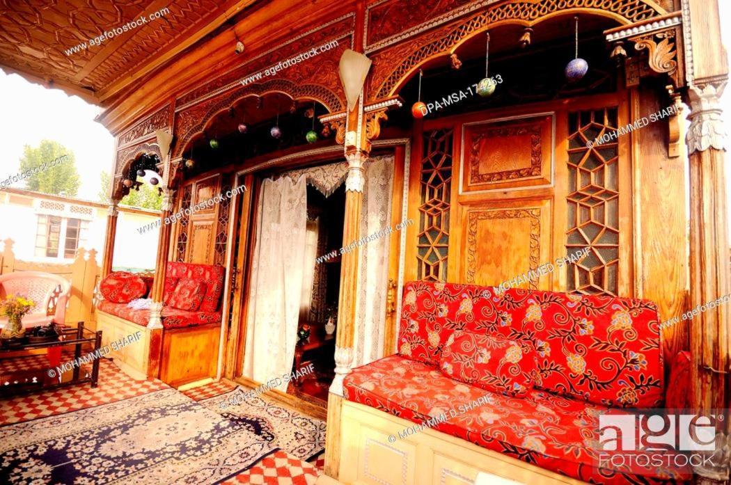 New Bombay Heritage Group Of House Boat ศรีนาการ์ ภายนอก รูปภาพ